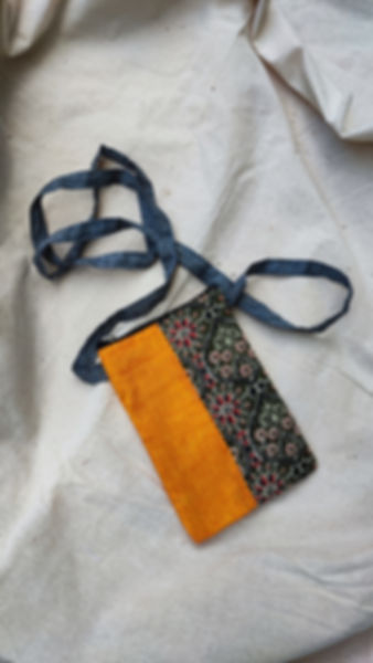Zipped Mobile Sling