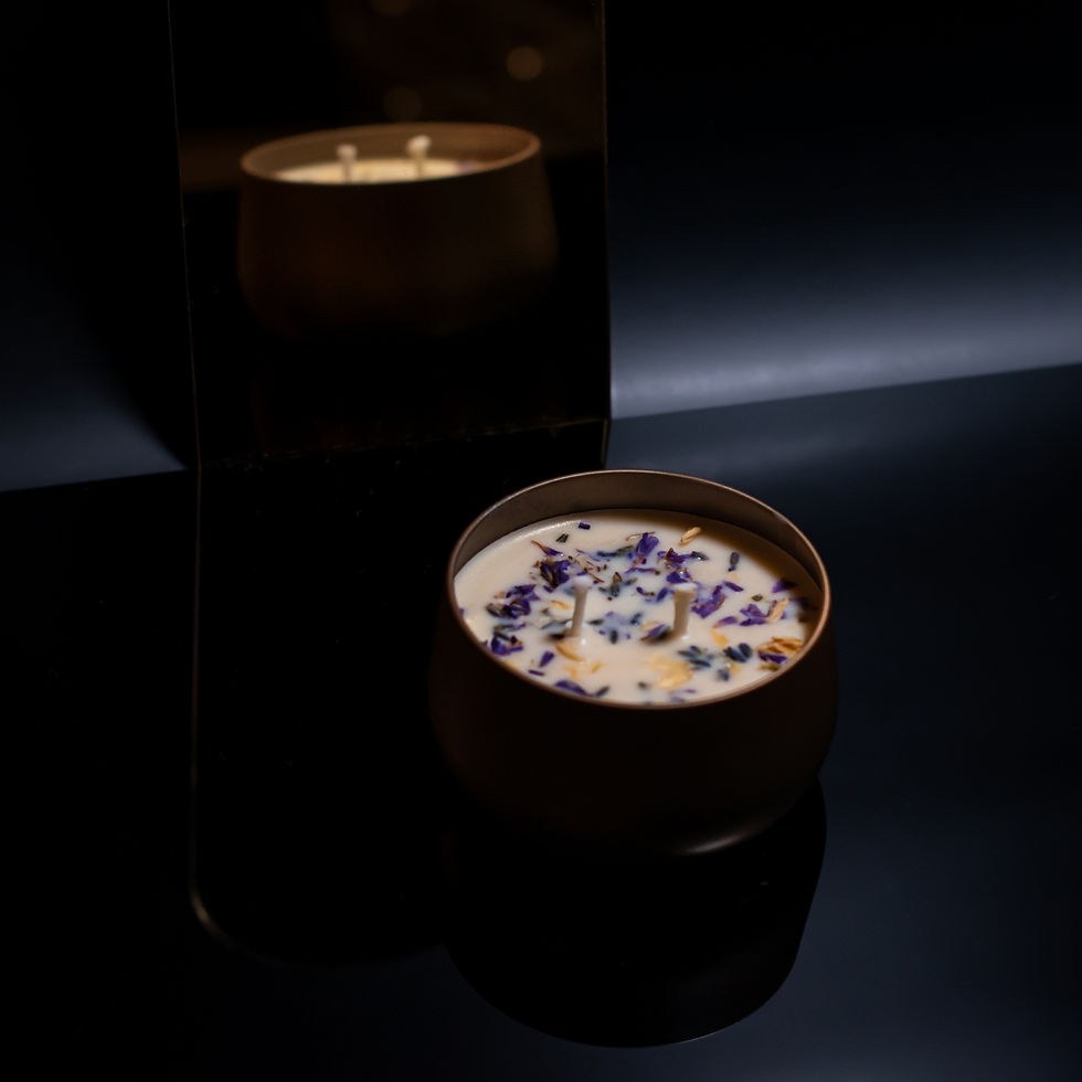Vanilla_Flowers_GoldTin_3