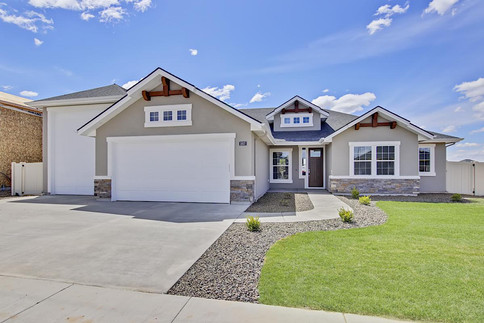 PENDING! - 1175 W Tenzing Ct | Nampa, ID