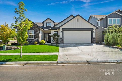 *Available* 12112 S Culmen Way | Nampa