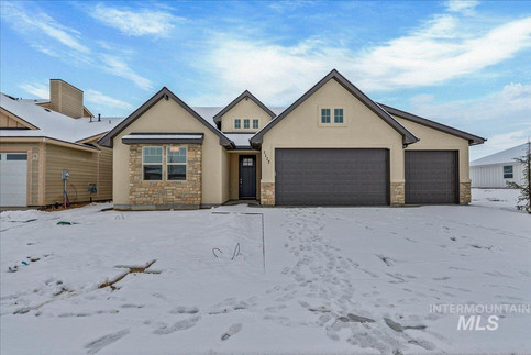 *Available* 1117 W Eiger Drive | Nampa, ID