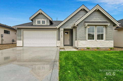 PENDING! - 1192 W Capstone Dr.