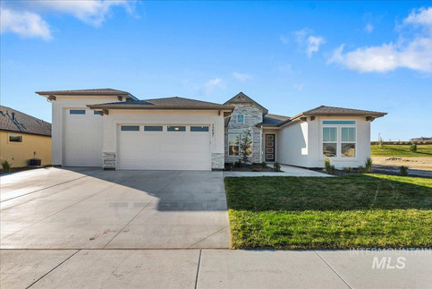 *Available* 1257 W Eiger Dr | Nampa, ID