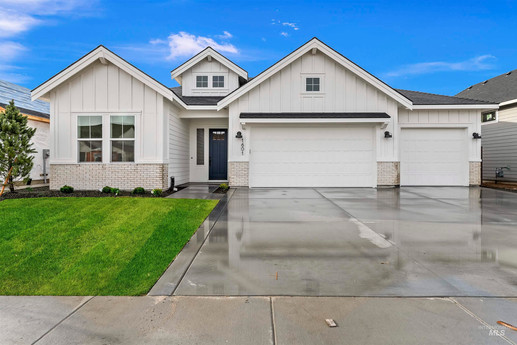 AVAILABLE - 1152 W Capstone Dr