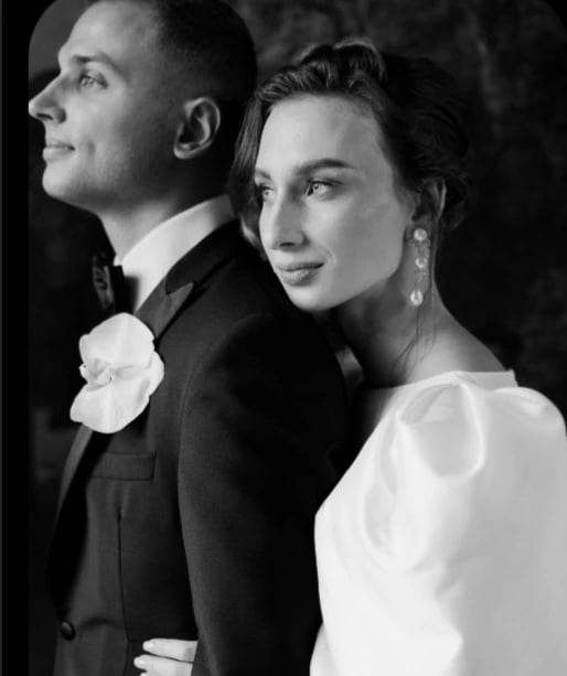 Thumbnail: BELLA Pearl Silver Earrings