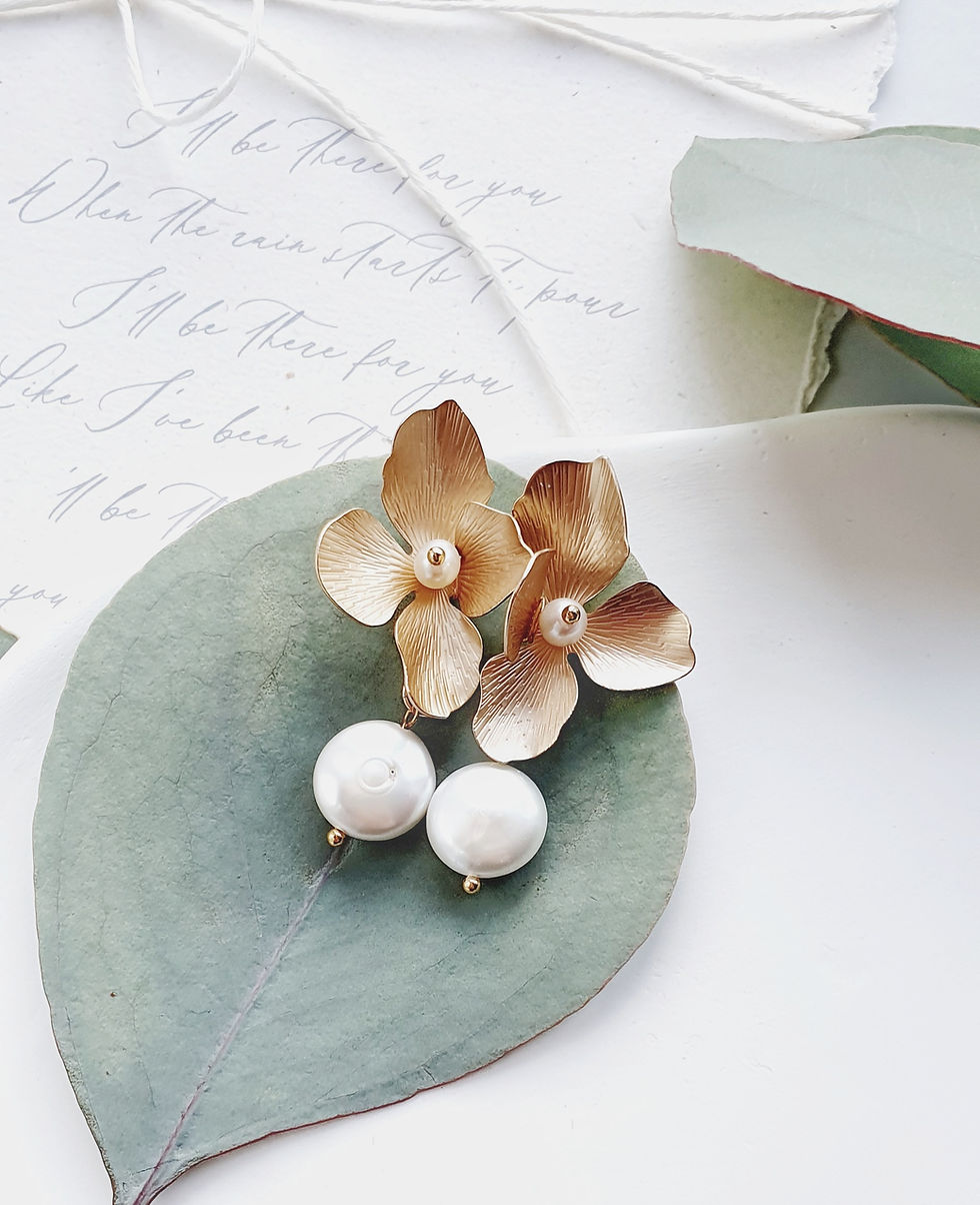 Thumbnail: ALBA Coin Pearl Earrings