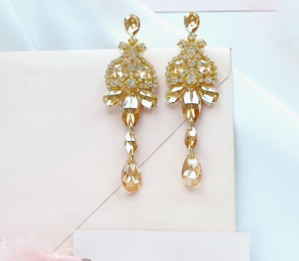 섬네일: DANGLE Crystal Earrings