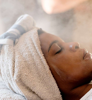 Steam & Extraction Facial Hydrafacial .jpg