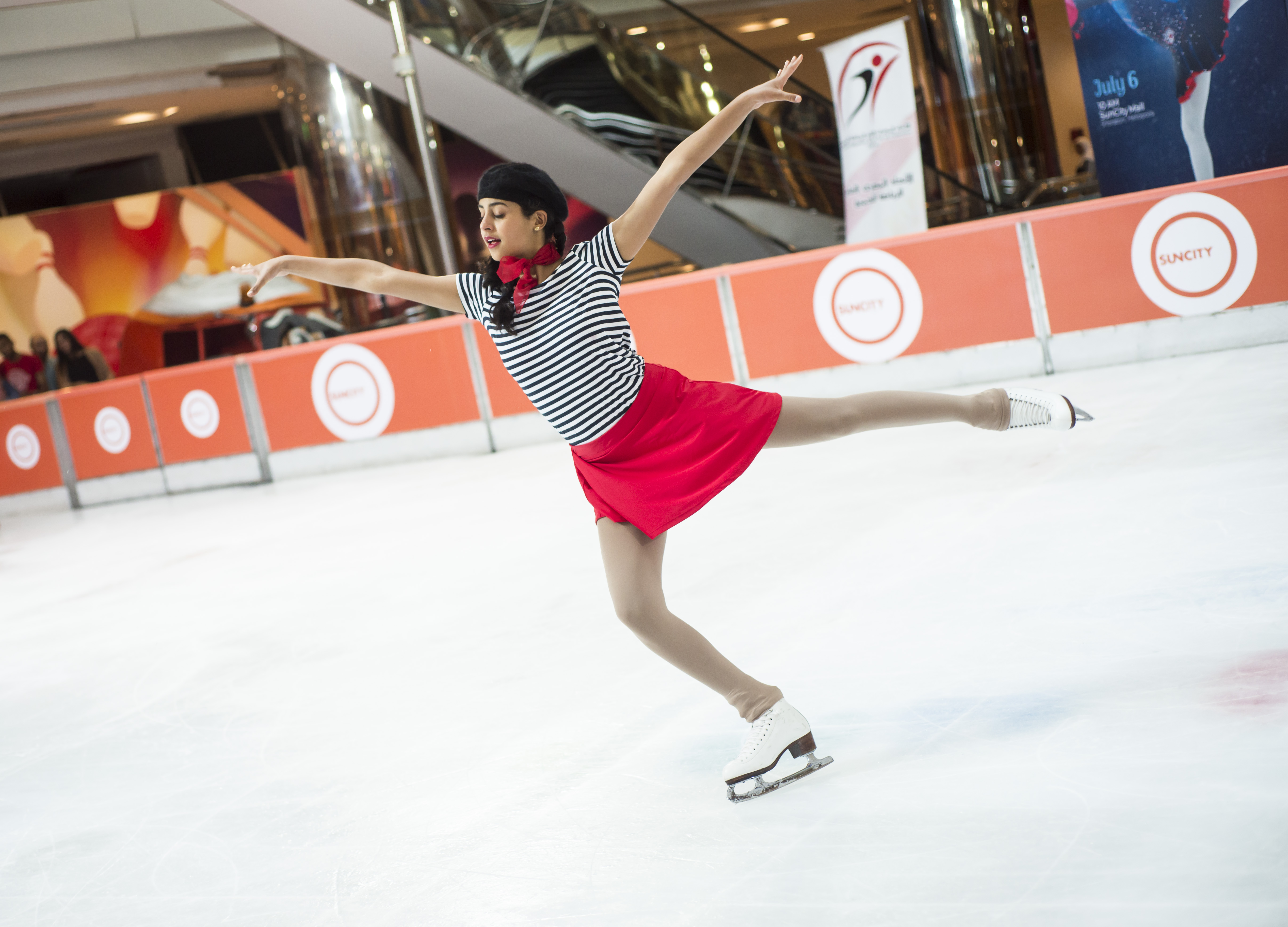 SKATE THE WORLD SHOW Figure Skating Cairo, Egypt Ice Skate Egypt