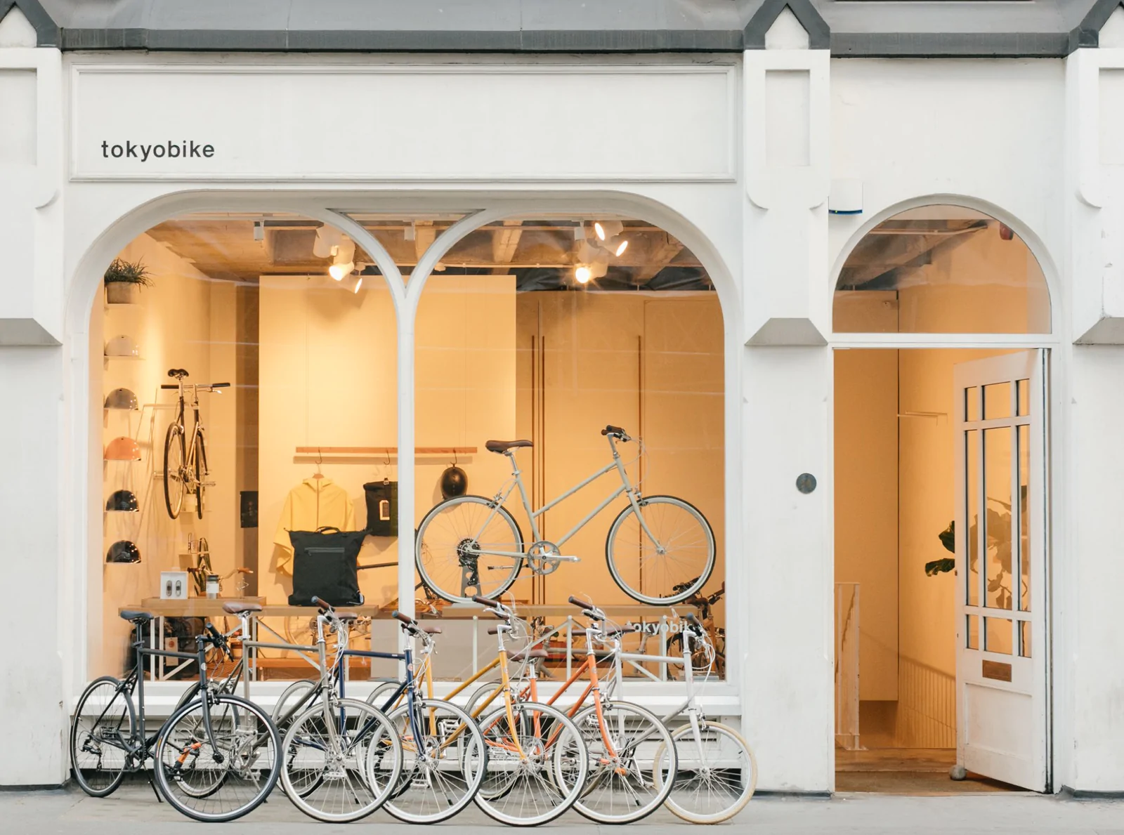 tokyobikeMatte-Ivory_02-Copy-8_1600x.webp