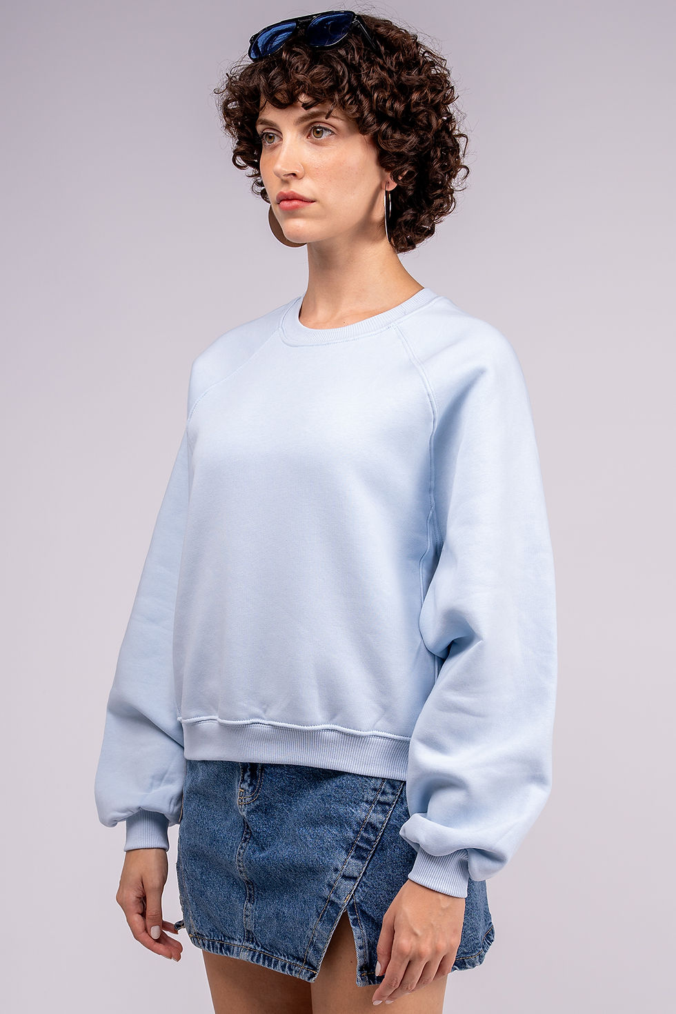 Bebe Mavisi Oversize Kadın Sweatshirt yan