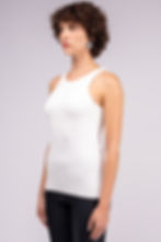 Beyaz Bisiklet Yaka Body Yandan