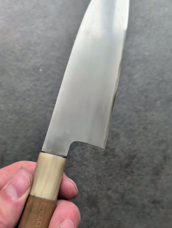 Miniaturebillede: Mizuno Tarenjo Minamoto Akitada santoku 165mm carbonkerne