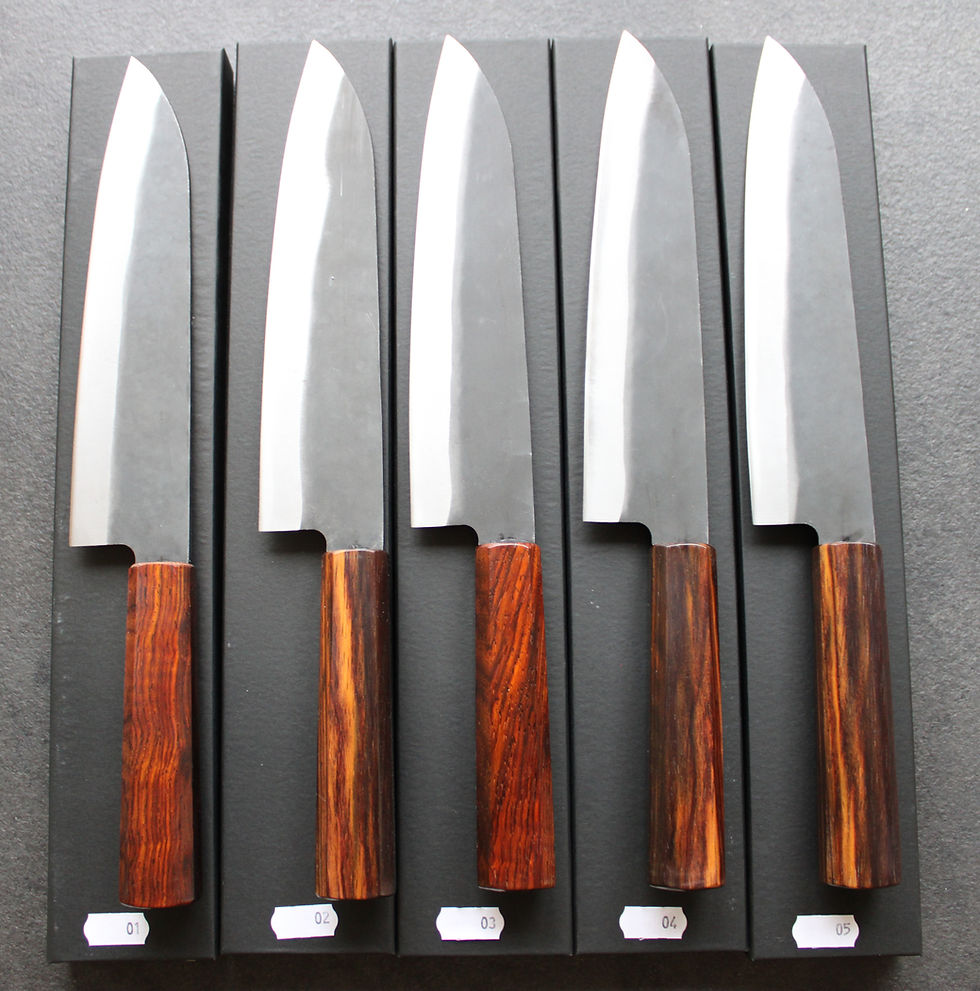 Miniaturebillede: Yorimitsu Gyuto 210mm carbonstål