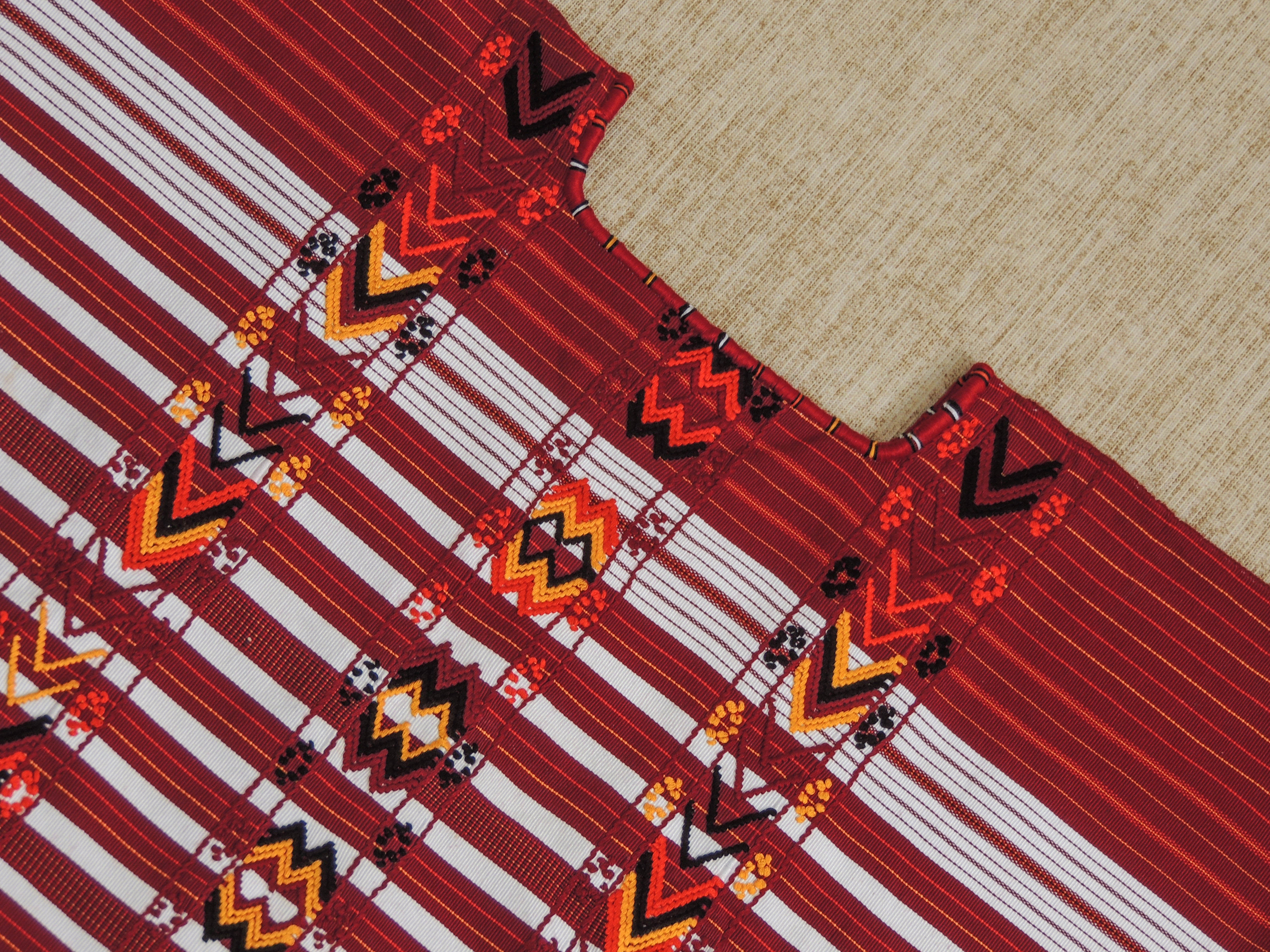 Huipil Maya Mam Tradicional