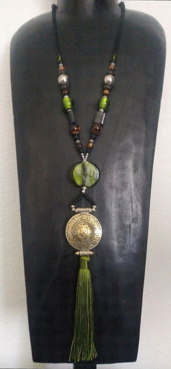 Sautoir boîte à prière