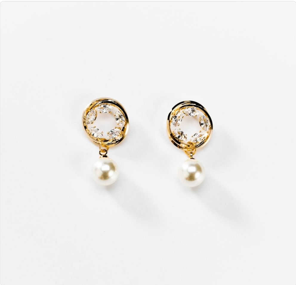 Pendants d'oreilles brillants et perle plaqués or 24 carats BIGOD178