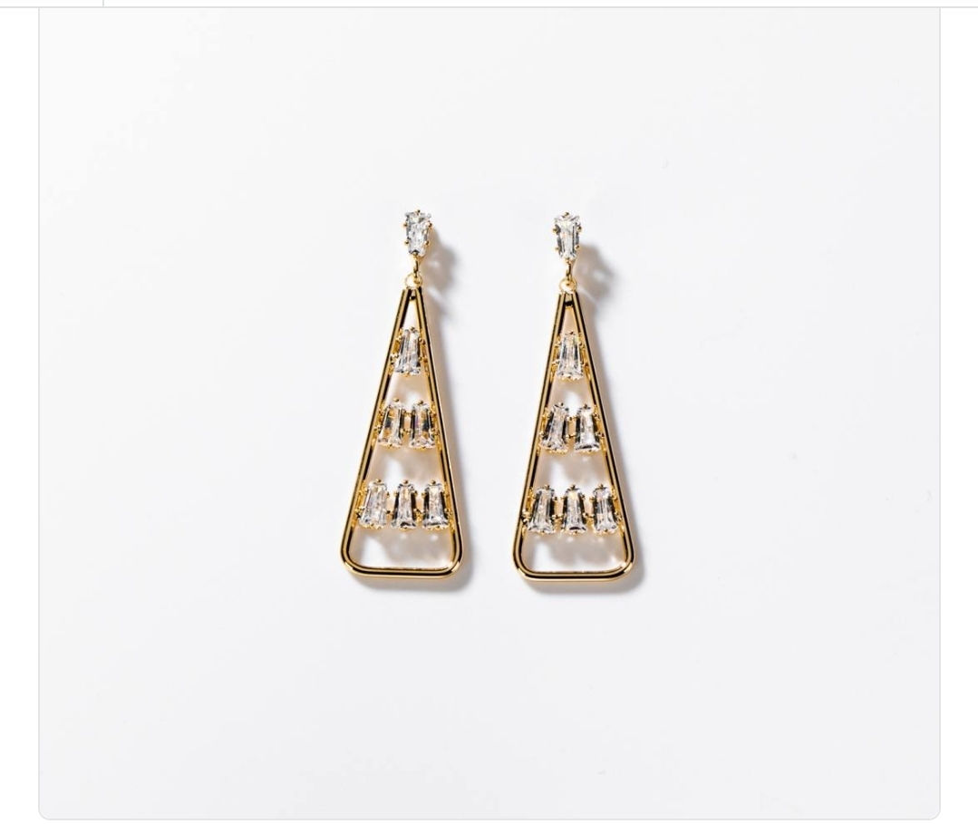 Pendants d'oreilles pyramide plaqués or 24 carats BIGOD184