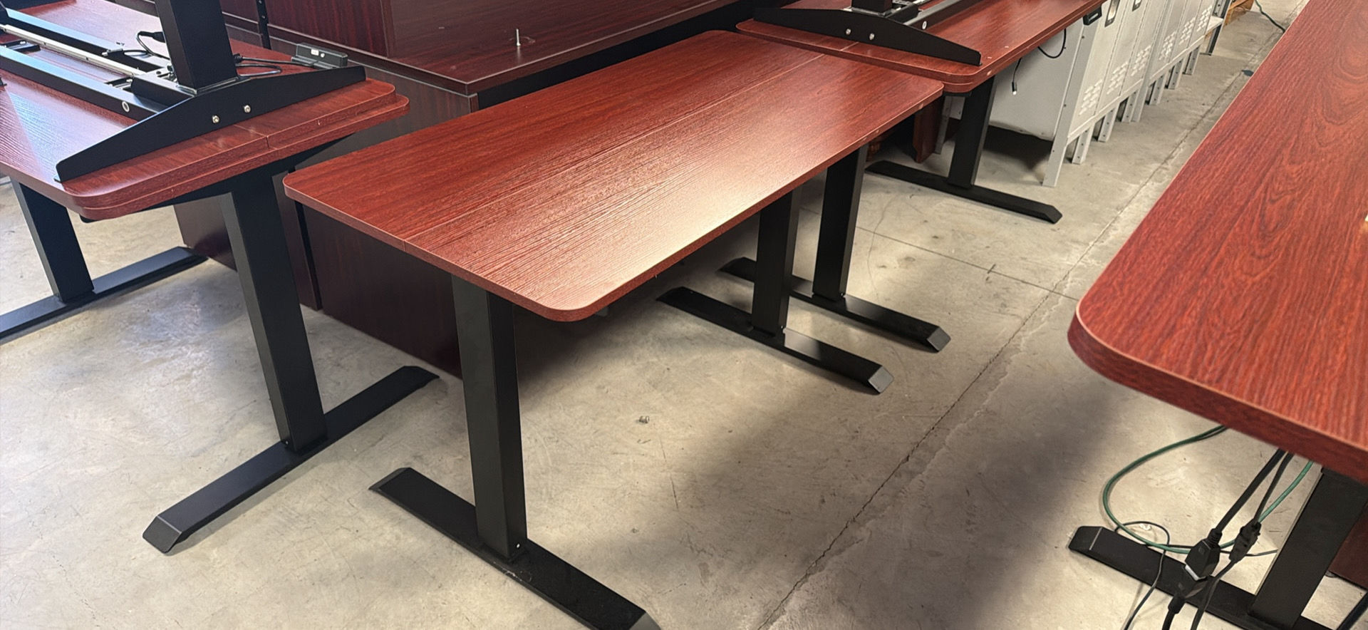 Used Sit/Stand Cherry