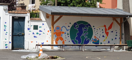 ILLUSTRATRICE MILIEU SCOLAIRE - STREET ART - LE PERREUX - JUIN 2022