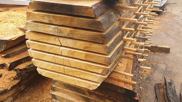 Waney edged timbers