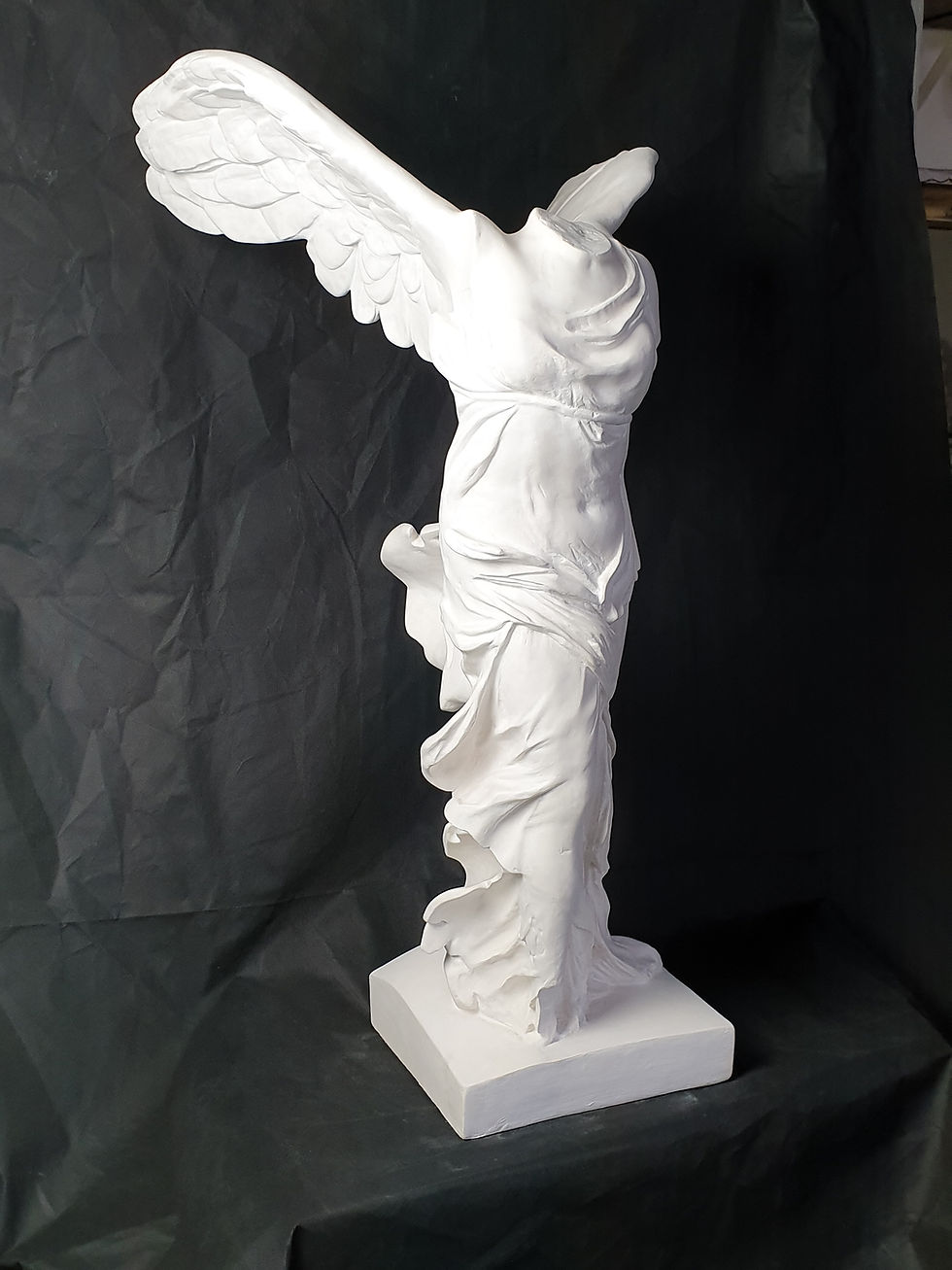 Thumbnail: Victoire de Samothrace (Réduction) | IIe s. av. J-C | Louvre