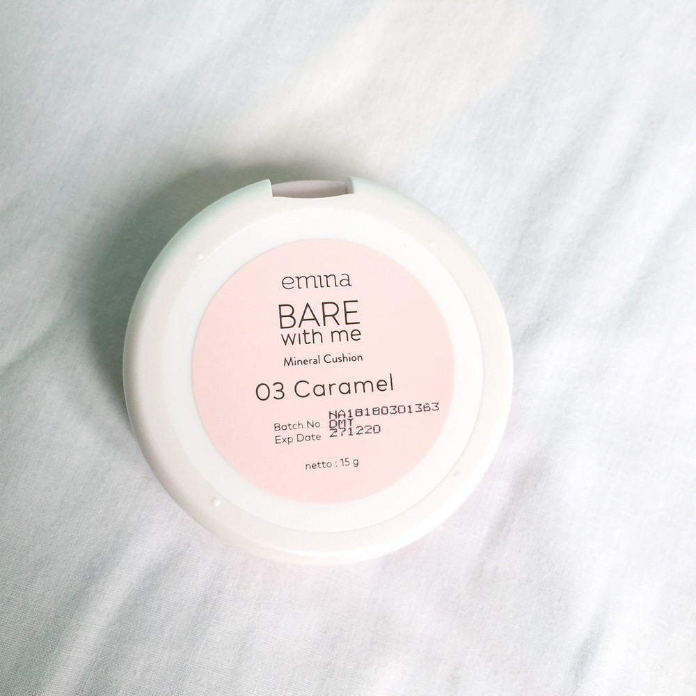 Review Emina Bare With Me Mineral Cushion - Caramel