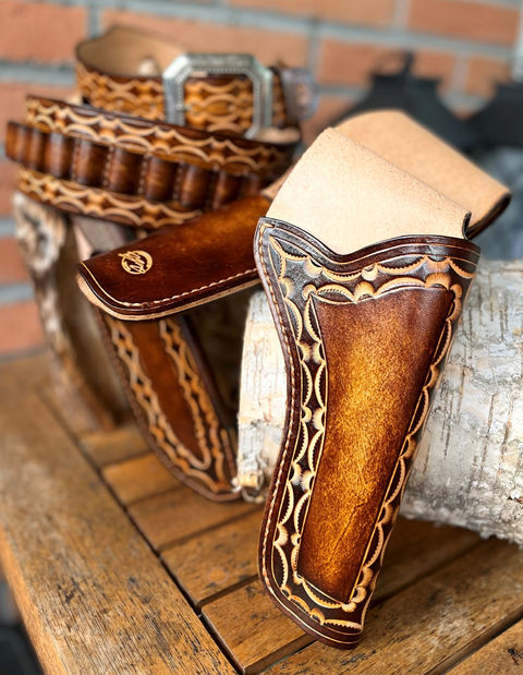 Handmade Leather Gun belt for .45 Colt Pistol in walnut brown color