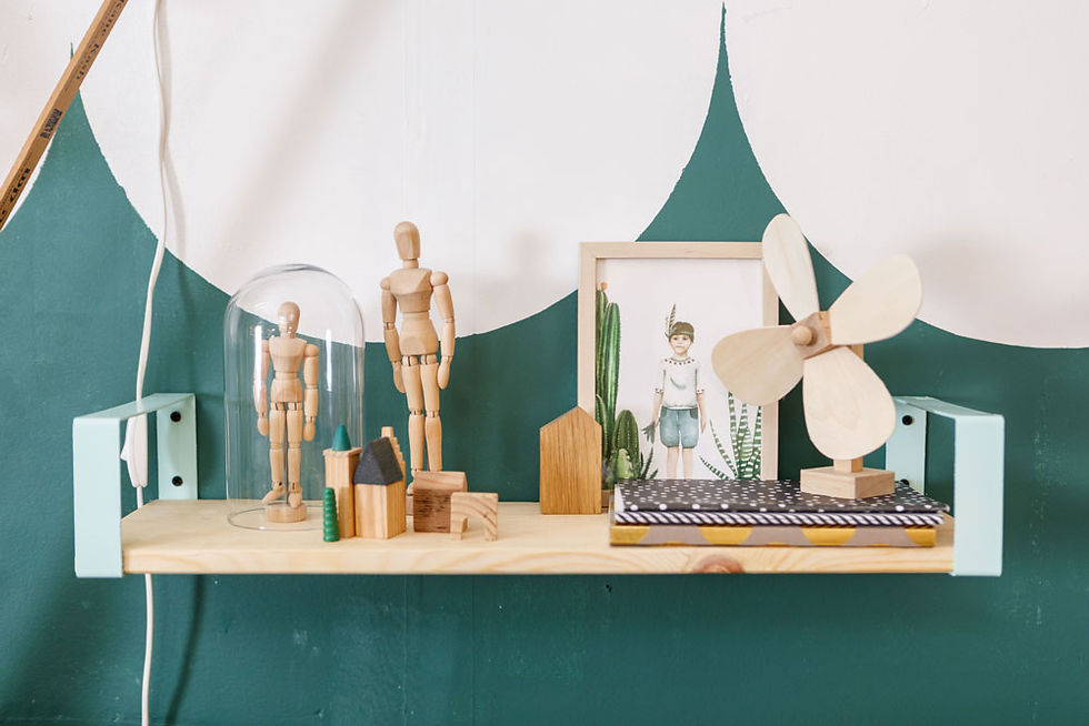 מדף לחדר ילדים