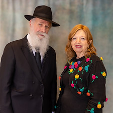 Dovid & Faigie Rapoport.jpg