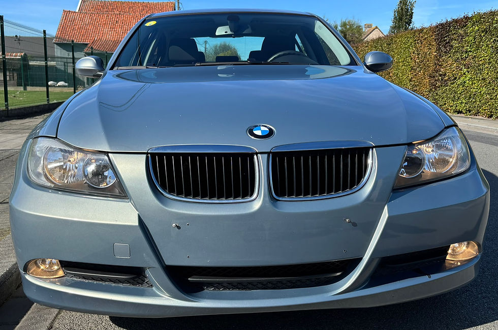 Thumbnail: BMW 318 318i