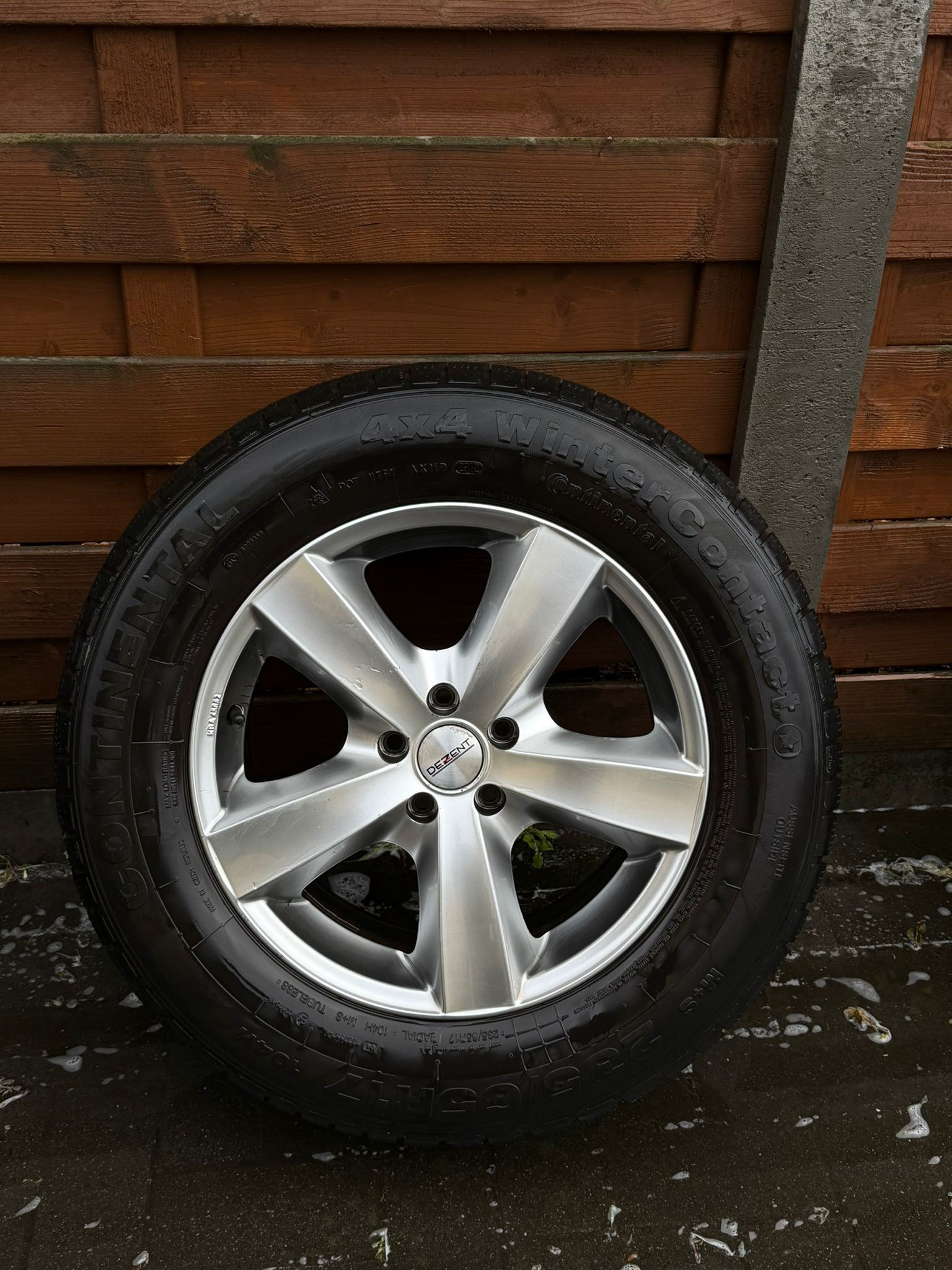 winterbanden met velgen Geschikt voor Volvo XC60 235/65 R17