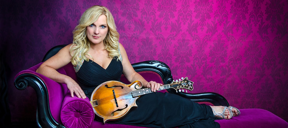 Rhonda Vincent.jpeg
