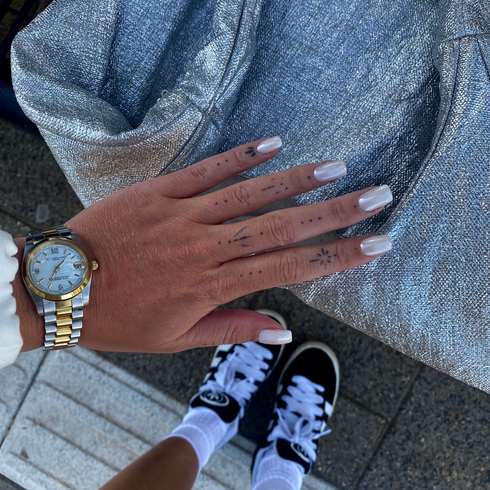 Prachtig gestylde nagels met Biab-behandeling door Dominique - een perfecte combinatie van elegantie en duurzaamheid. Ontdek onze professionele nagelsalon en geniet van hoogwaardige schoonheid en verzorging.