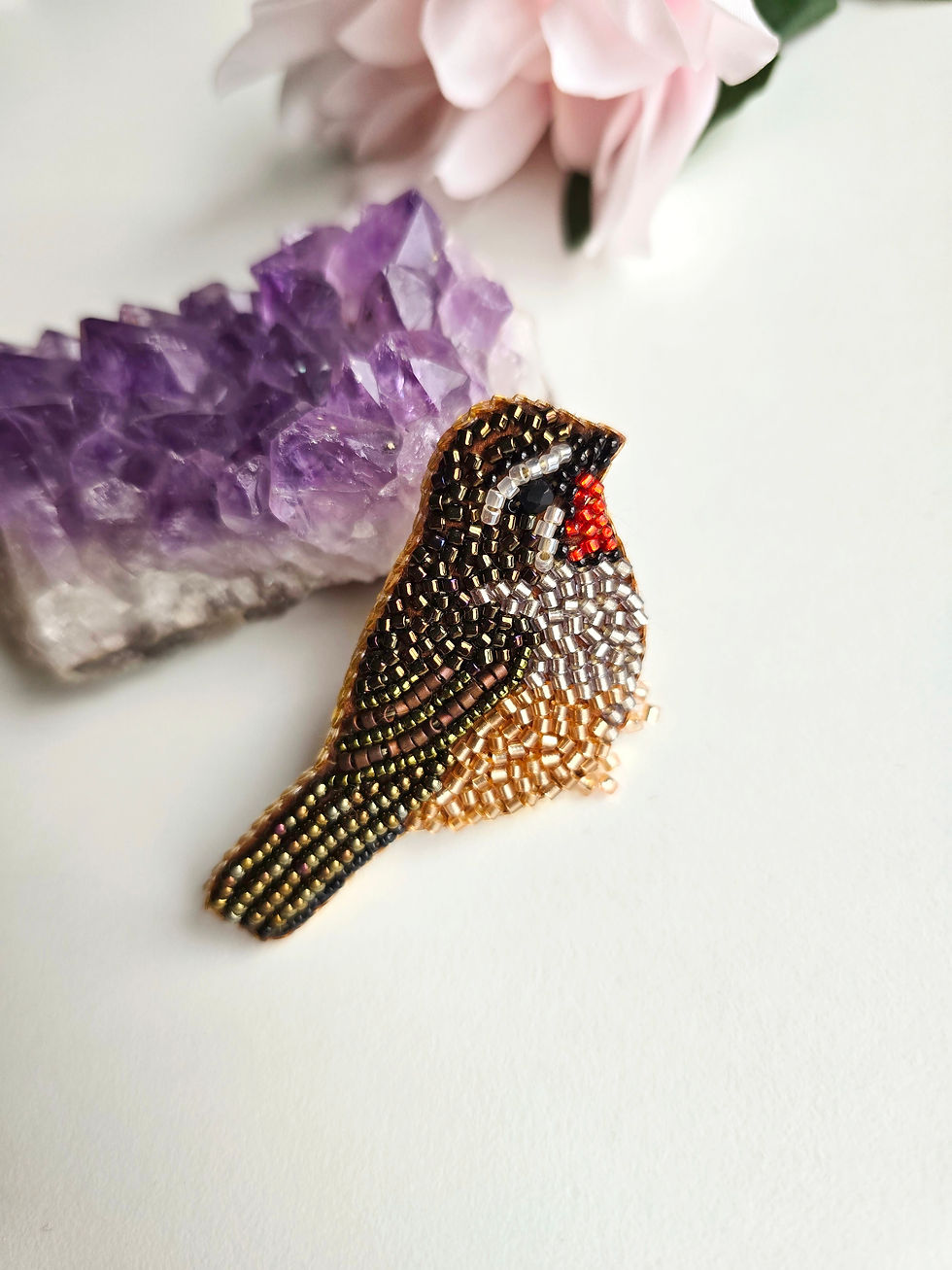 Miniaturbild: Rubythroat - brooch 