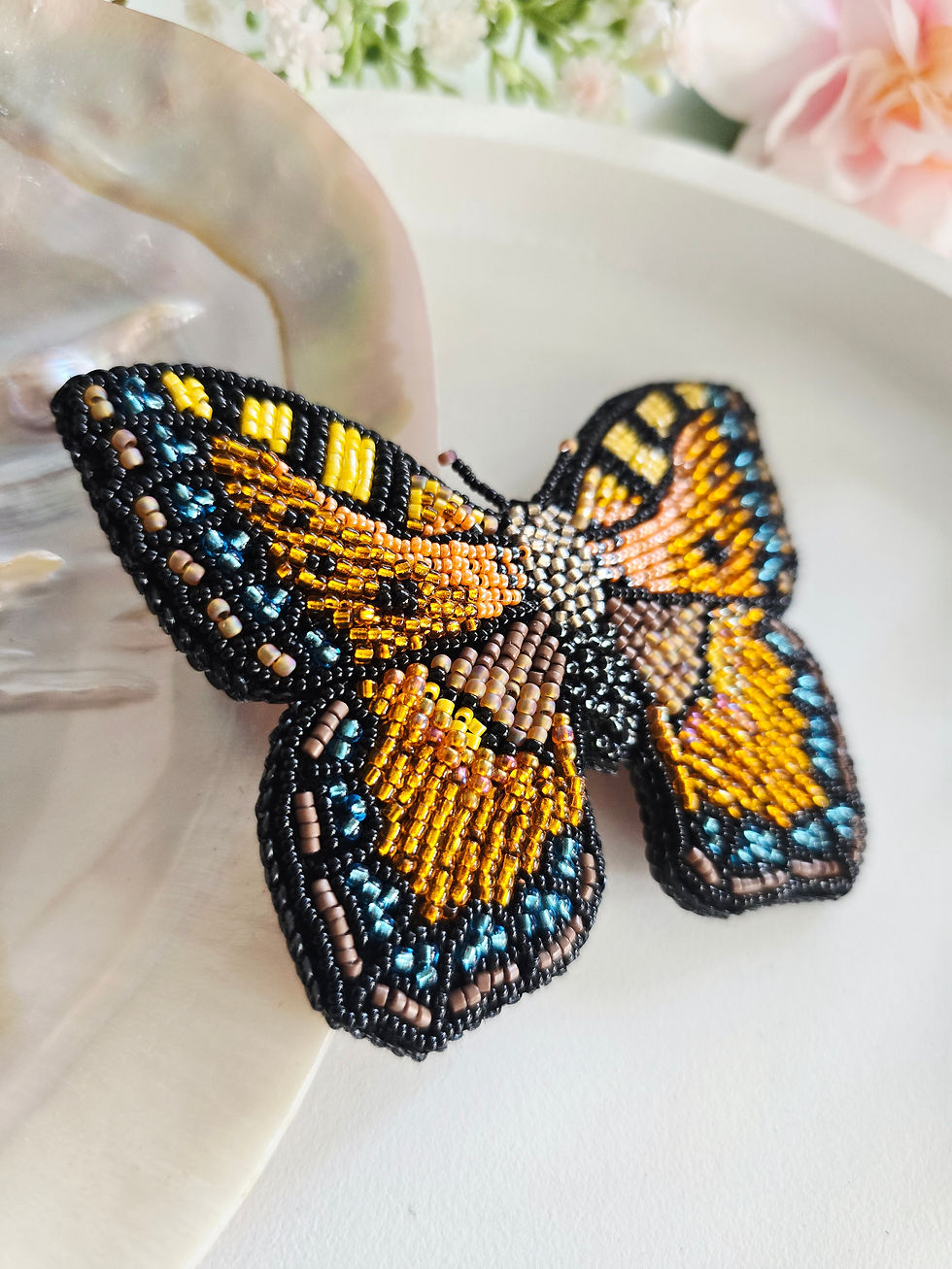 Miniaturbild: Aglais urticae - brooch