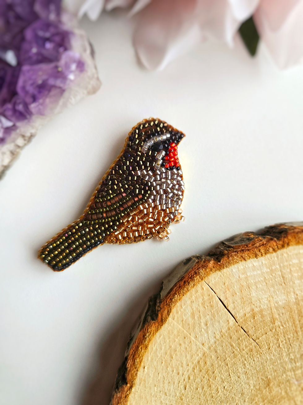 Miniaturbild: Rubythroat - brooch 