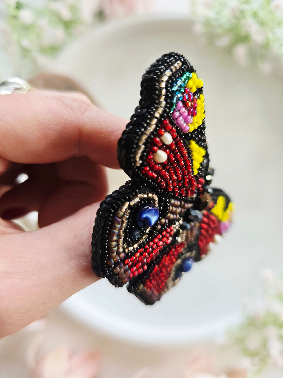 Indexkép: Aglais io - brooch