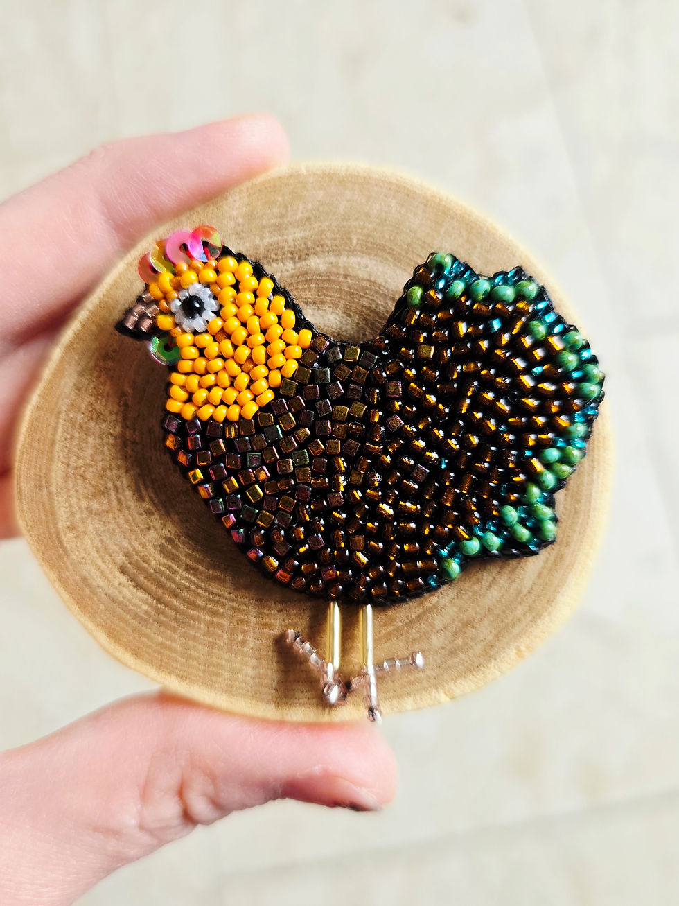 Thumbnail: Hen - brooch
