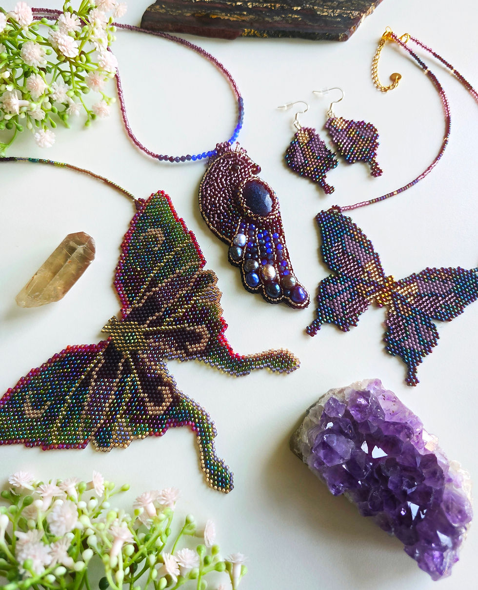 Thumbnail: Moonlit butterfly - necklace