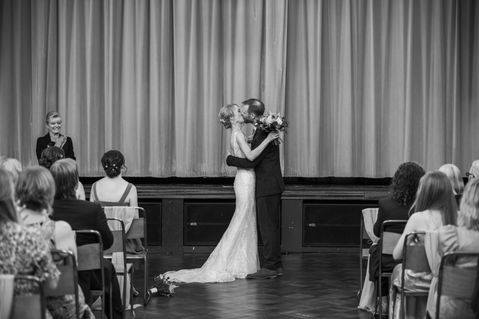 The first kiss — OL and JULIE wedding
