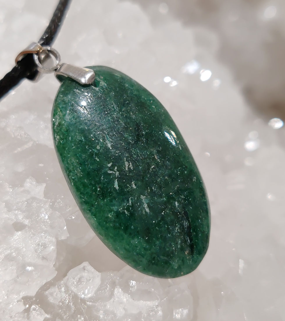 Pendentif en Aventurine verte
