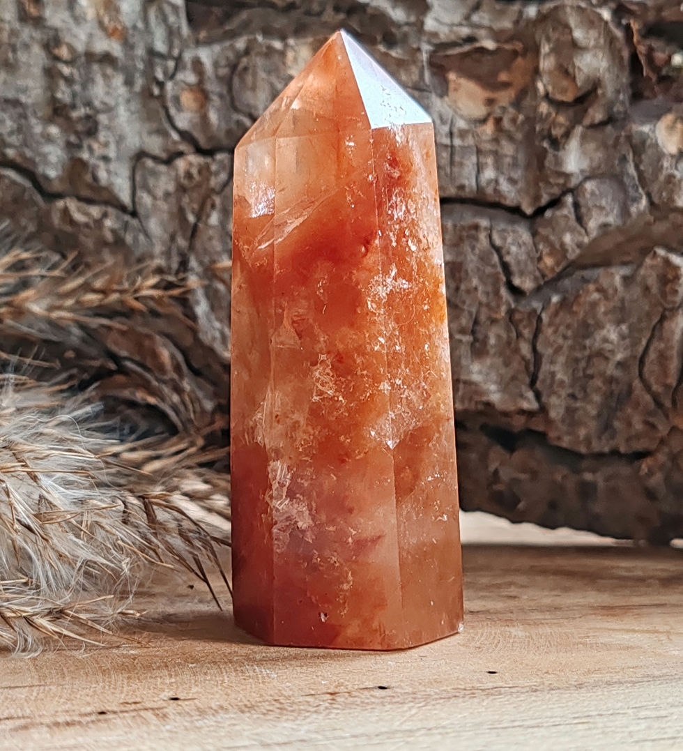 Miniature : pointe en quartz hématoide