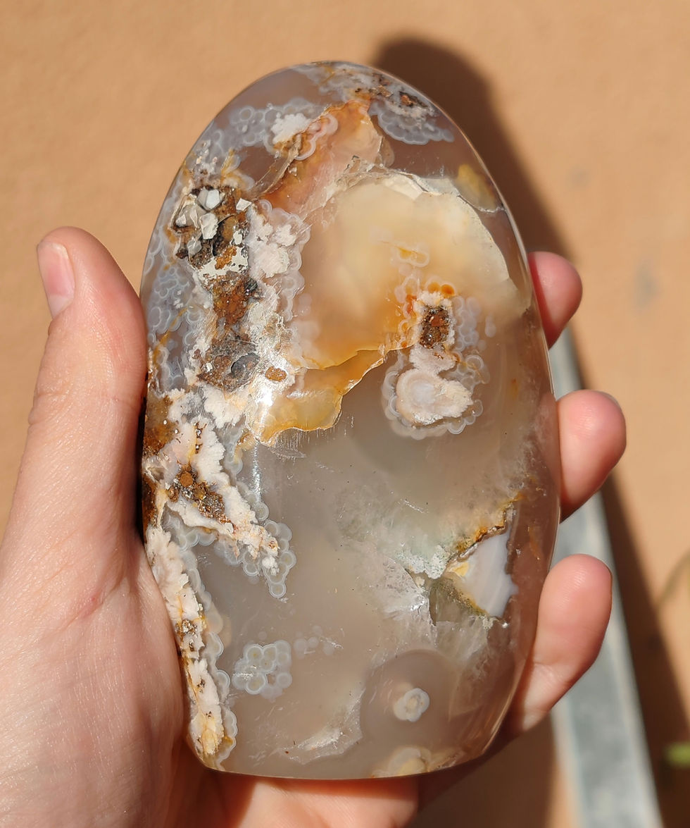 Miniature : Forme libre en Agate fleur de cerisier de Madagascar