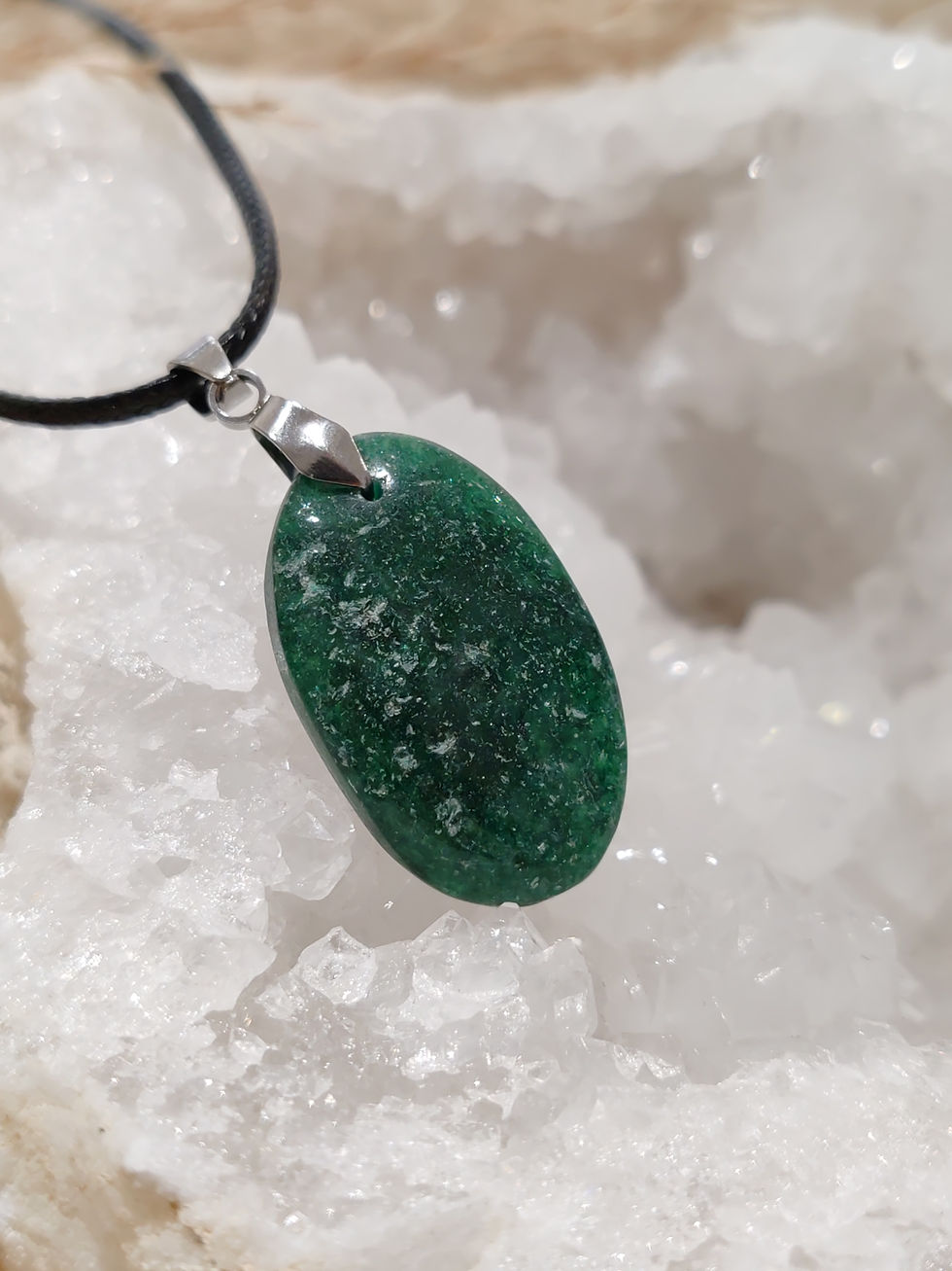 Miniature : Pendentif en Aventurine verte