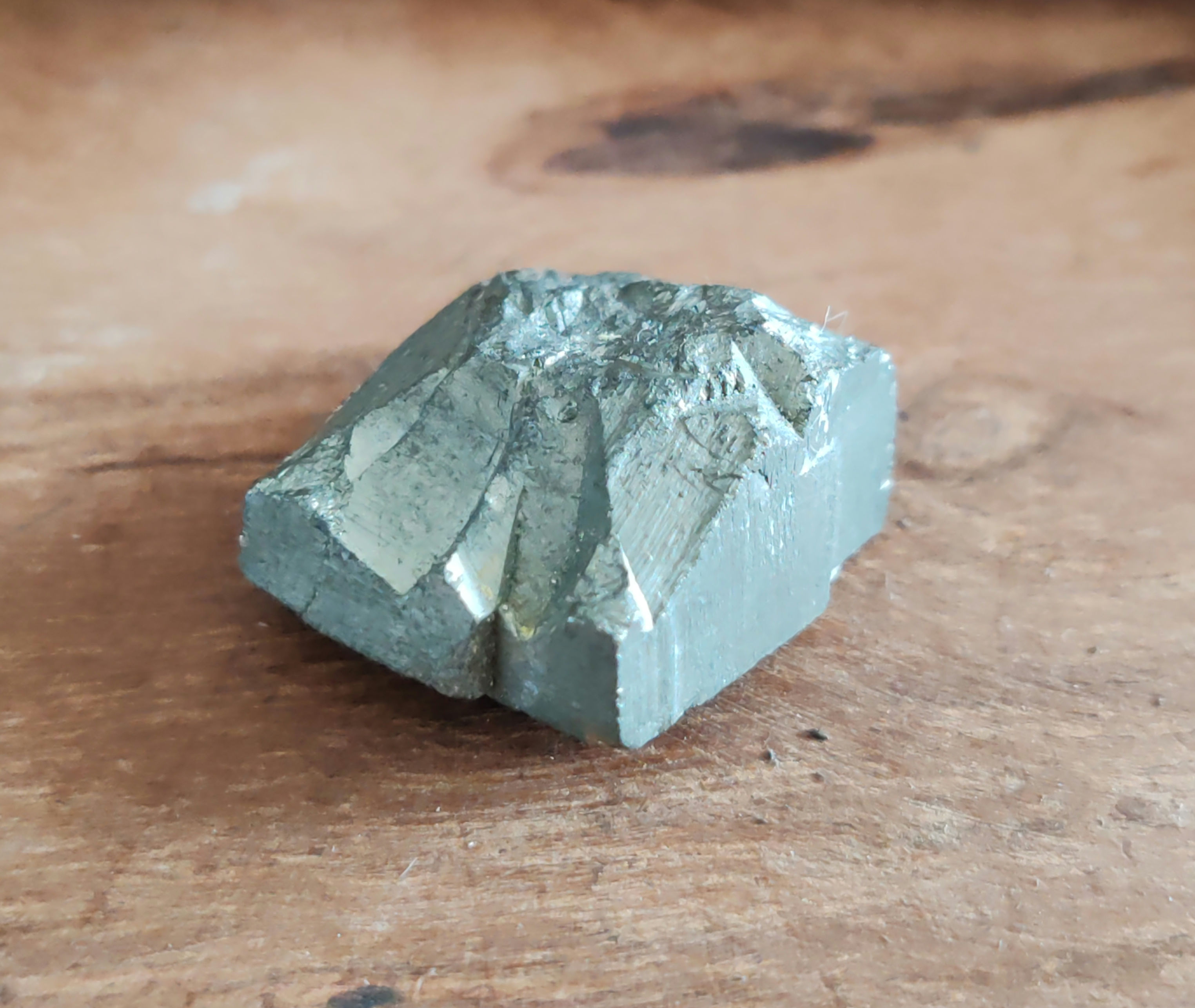 pyrite maclée
