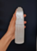 Socle lumineux avec tour en Sélénite