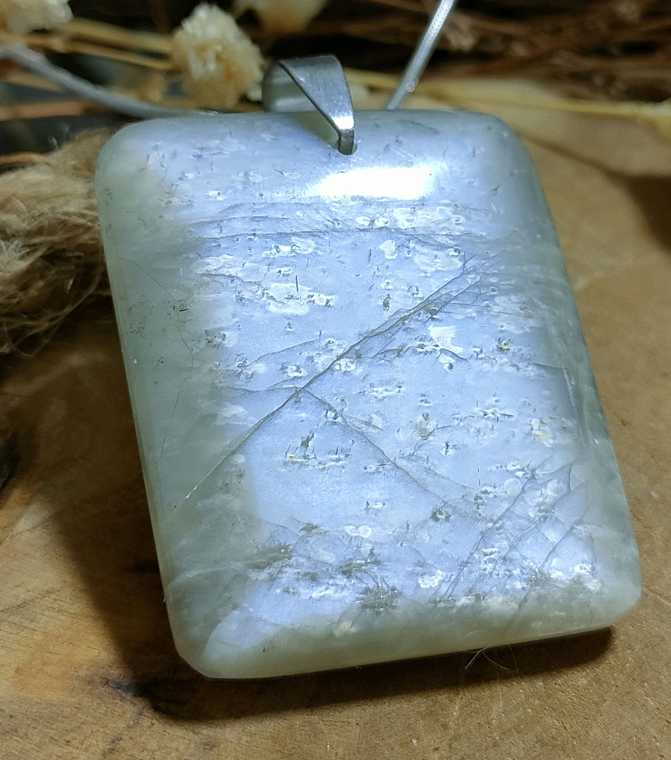 Pendentif en Pierre de Lune beige 