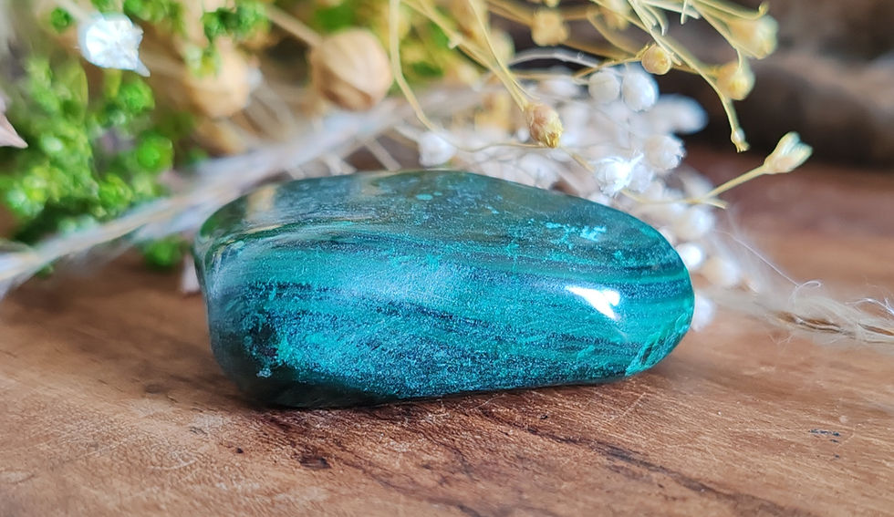 Miniature : Malachite du Congo sous forme de pierre roulée