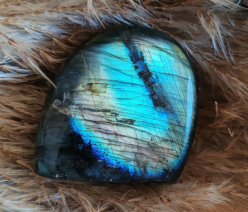 Miniature : forme libre en labradorite